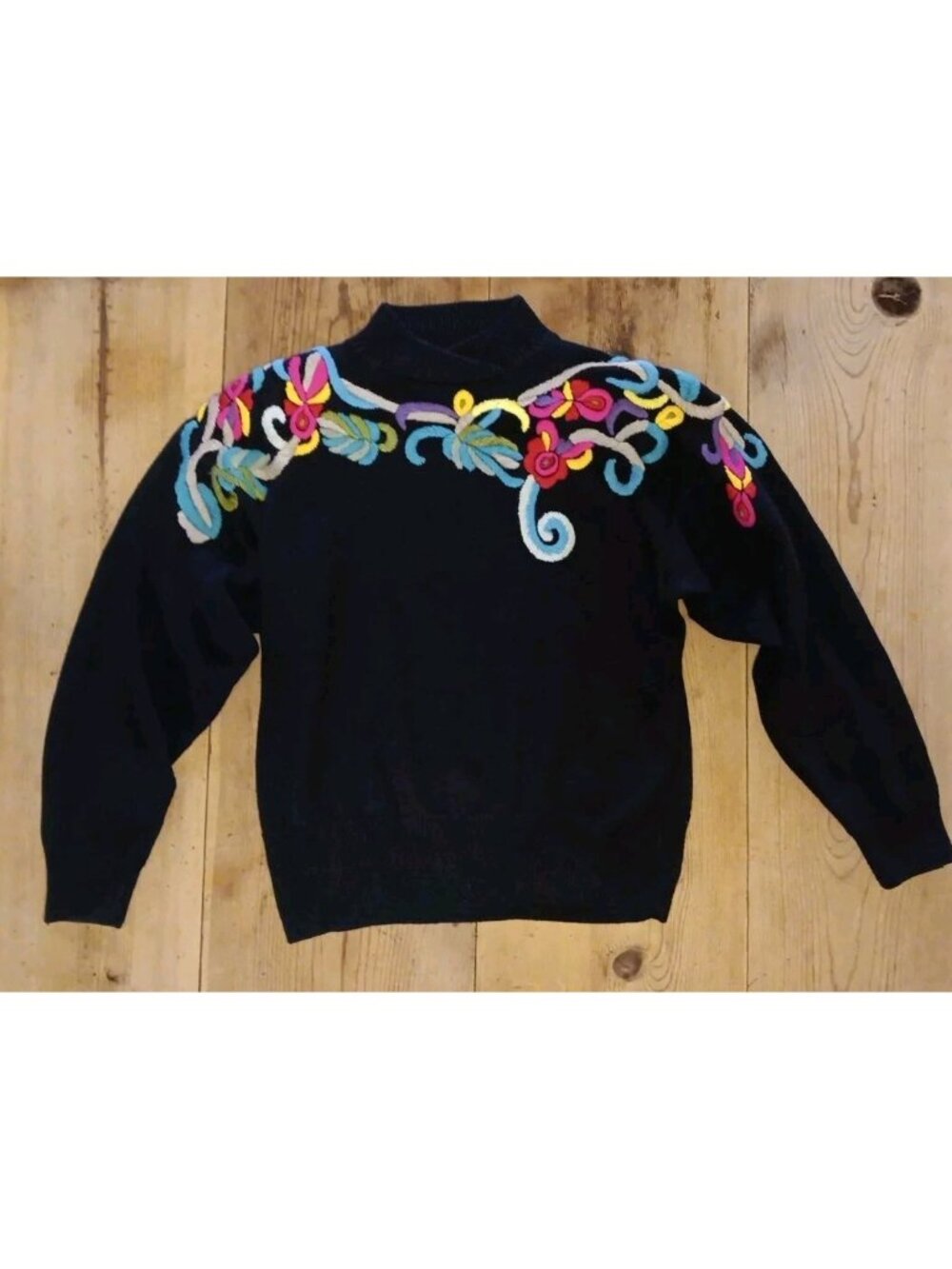 Vtg Maurada Pullover Sweater Womens L Black Embroidered Floral Colorful Art